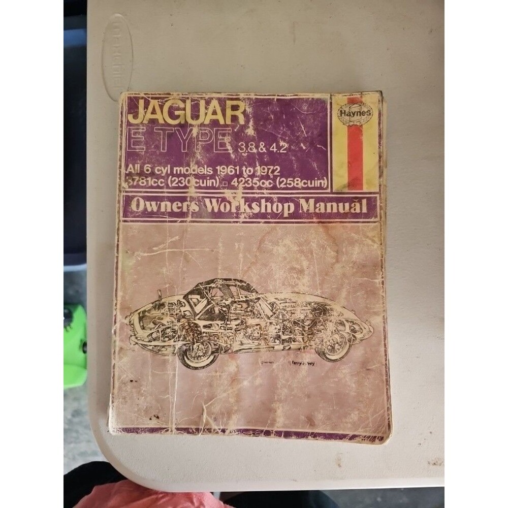 Haynes Jaguar E Type 3.8 & 4.2 Owners Workshop Manual 1961-1972 Haynes